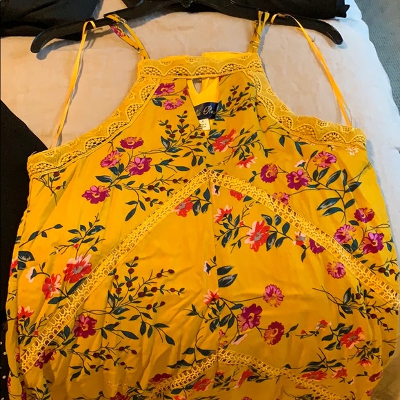 Yellow swing dress with floral design - Picture 5 of 6